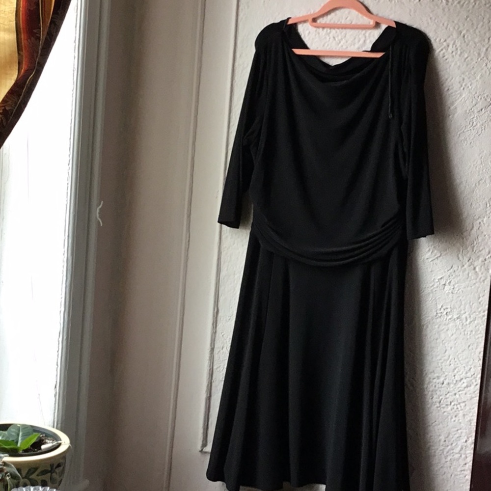 Dress very light beautiful looking an body